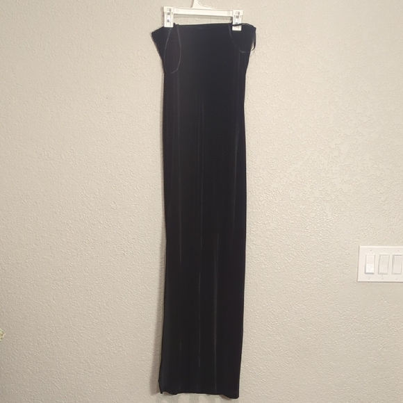 City Triangles vintage black velvet floral embroidered strapless maxi dress - Picture 9 of 11